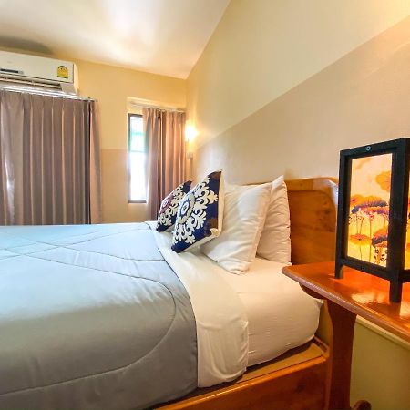 Funky Monkey Cnx - Guesthouse チエンマイ エクステリア 写真