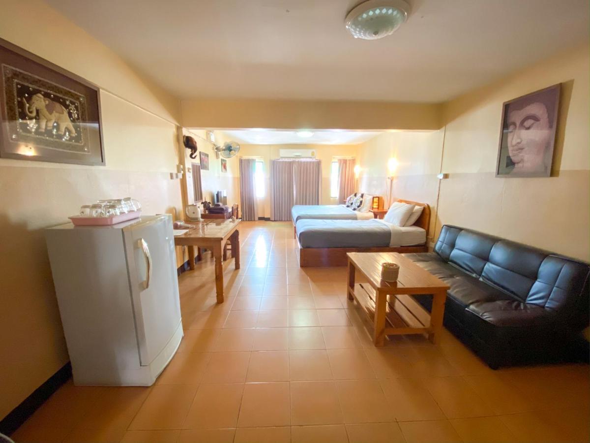 Funky Monkey Cnx - Guesthouse チエンマイ エクステリア 写真
