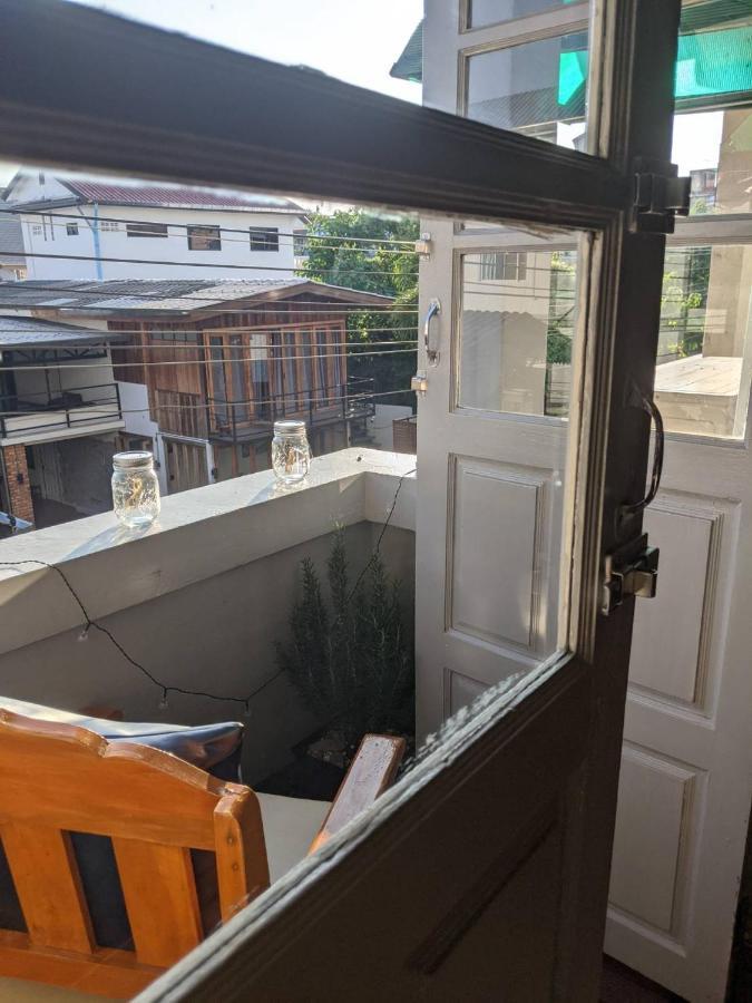 Funky Monkey Cnx - Guesthouse チエンマイ エクステリア 写真